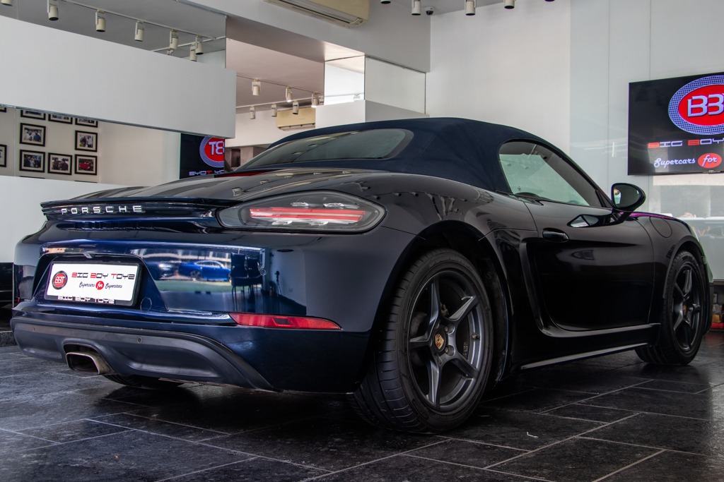 Porsche 718 Boxster 