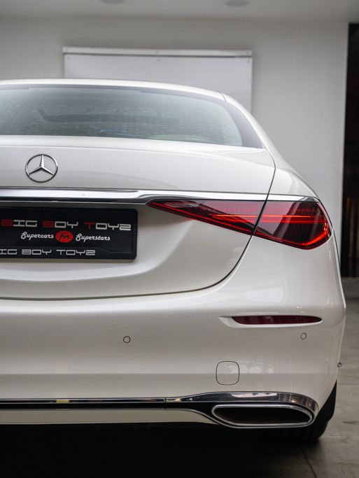 Mercedes Benz S350d SKD Exterior Image