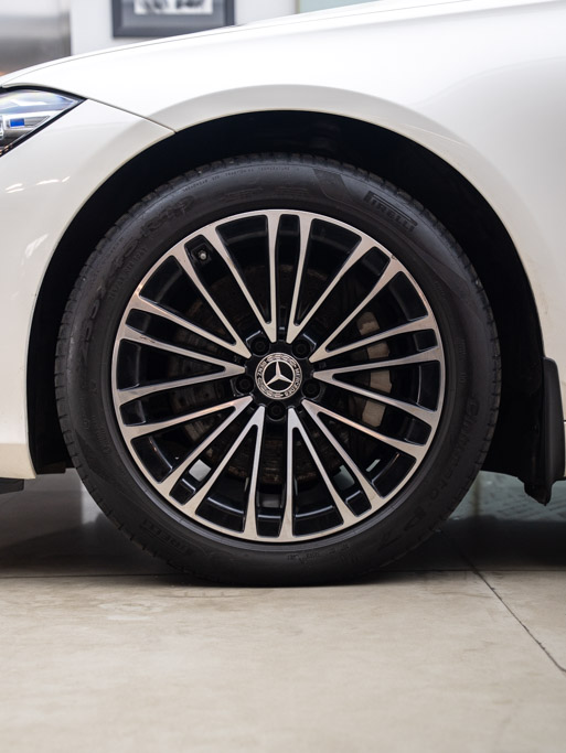 Mercedes Benz S350d SKD Exterior Image