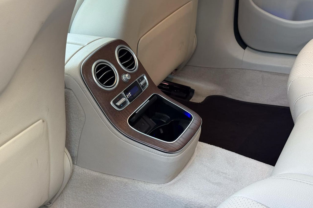 Mercedes Benz E220d