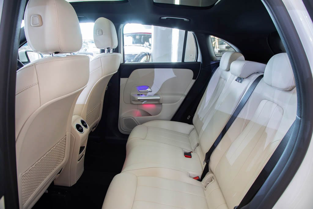 Mercedes Benz GLA 200