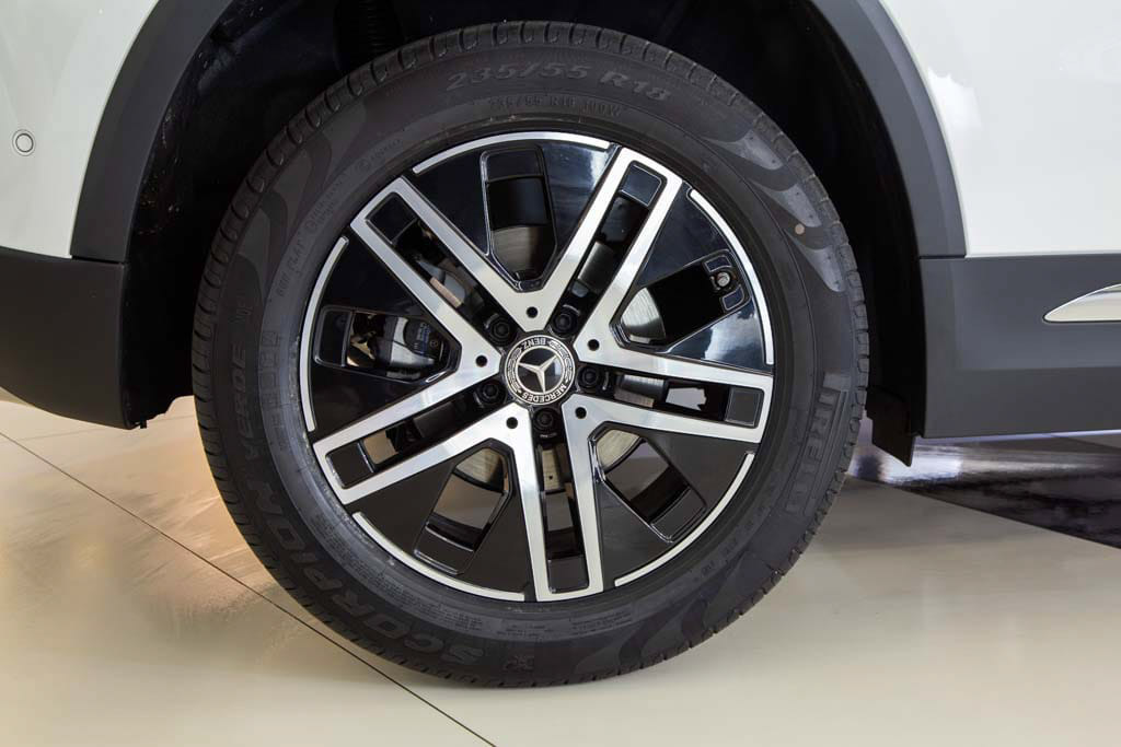 Mercedes Benz GLA 200