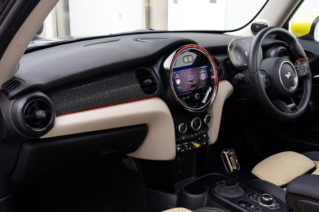 Mini Cooper SE 