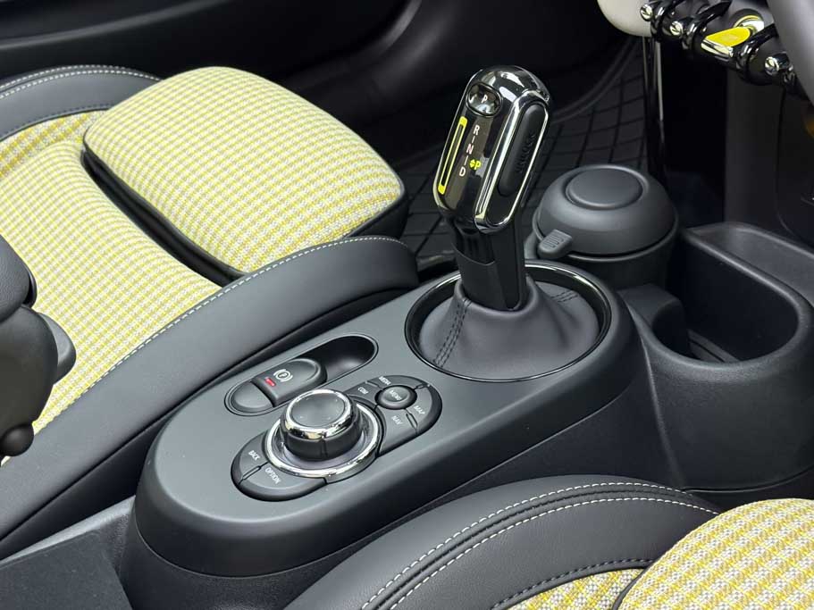 Mini Cooper SE 