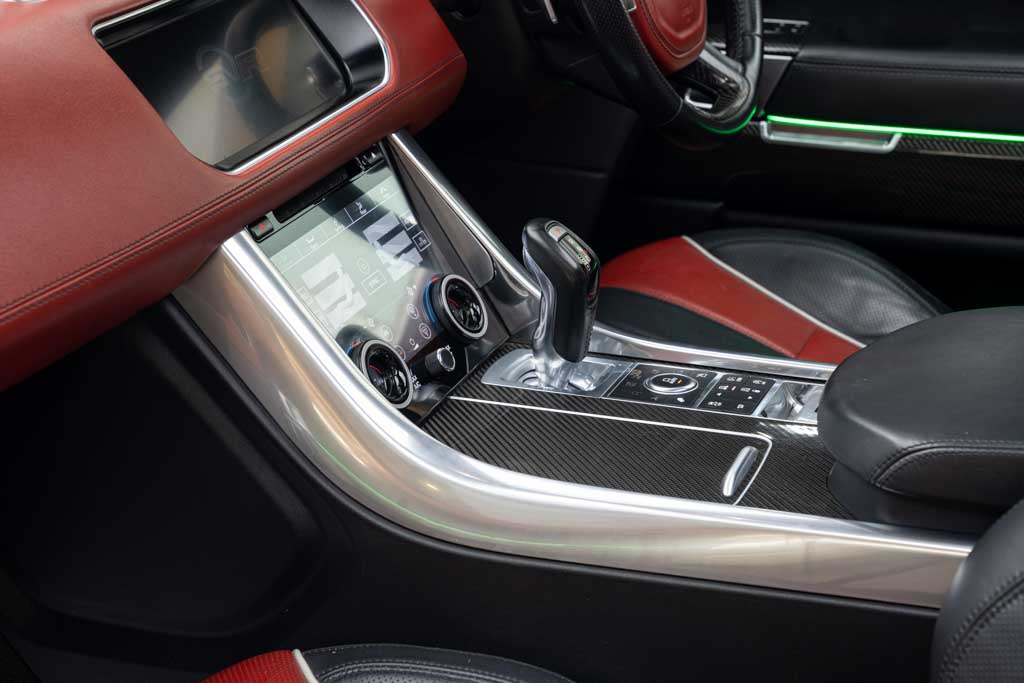 Land Rover Sport SVR