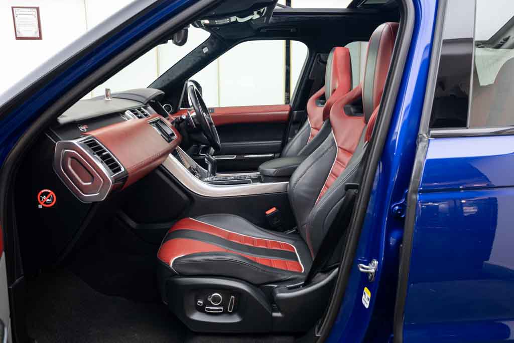 Land Rover Sport SVR