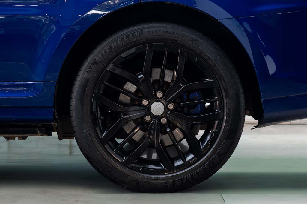Land Rover Sport SVR