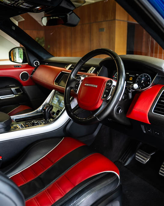Land Rover Sport SVR