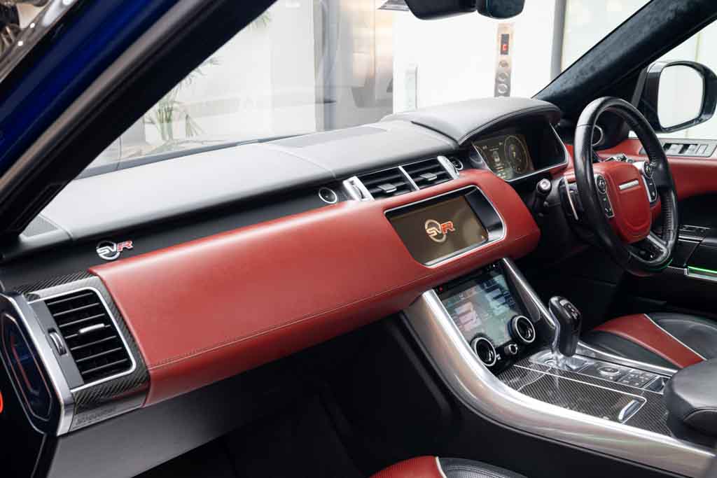 Land Rover Sport SVR