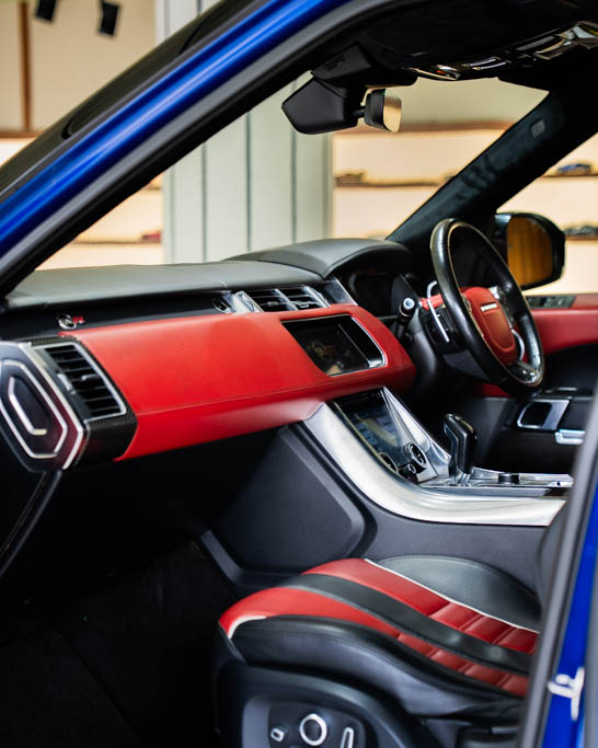 Land Rover Sport SVR