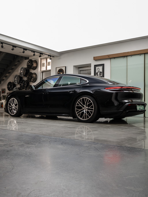 Porsche Taycan Turbo 