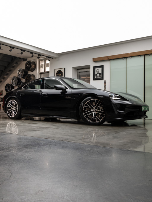 Porsche Taycan Turbo 