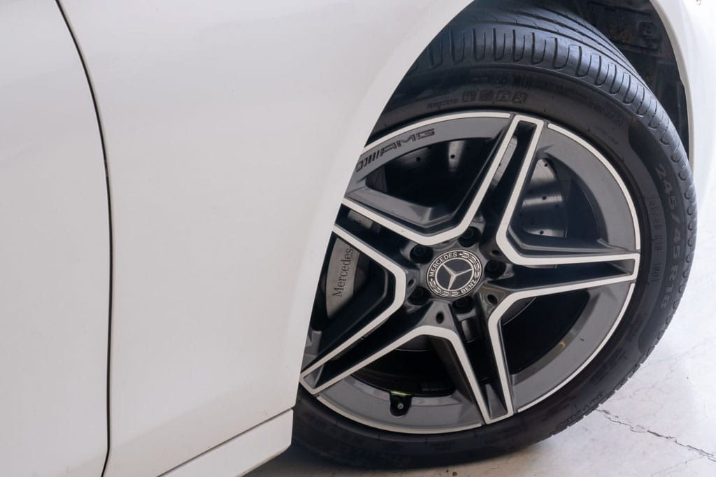 Mercedes Benz E350d AMG Line 