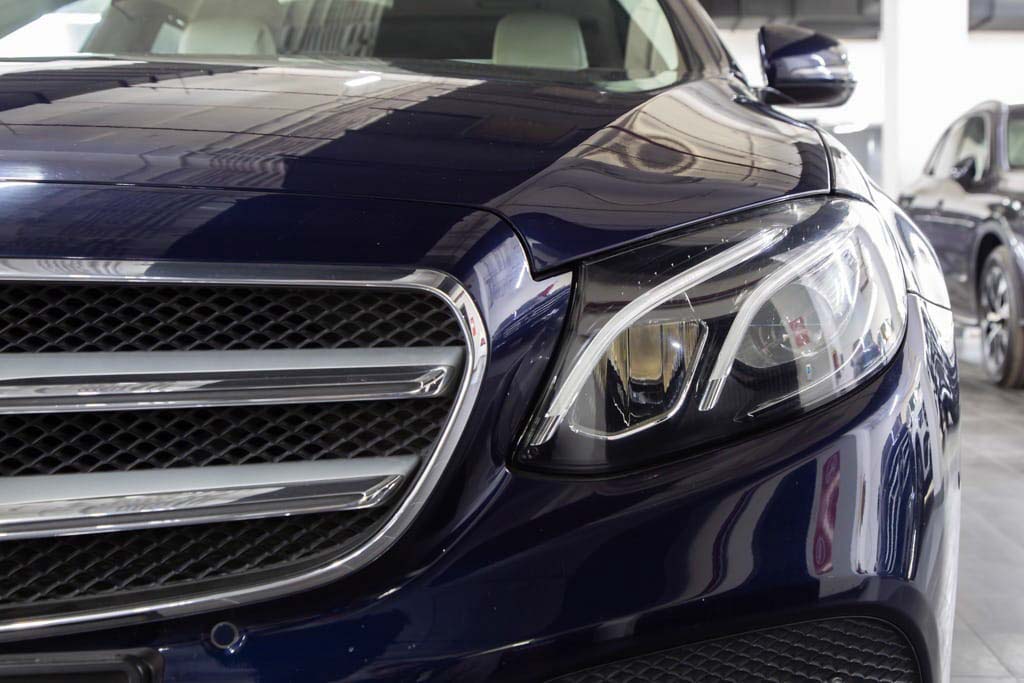 Mercedes Benz E220d