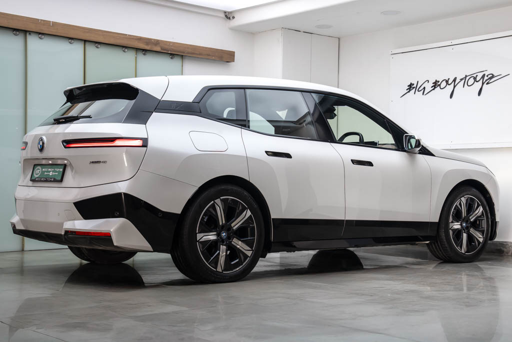 BMW IX xdrive 40