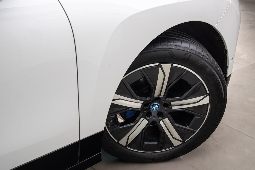 BMW IX xdrive 40