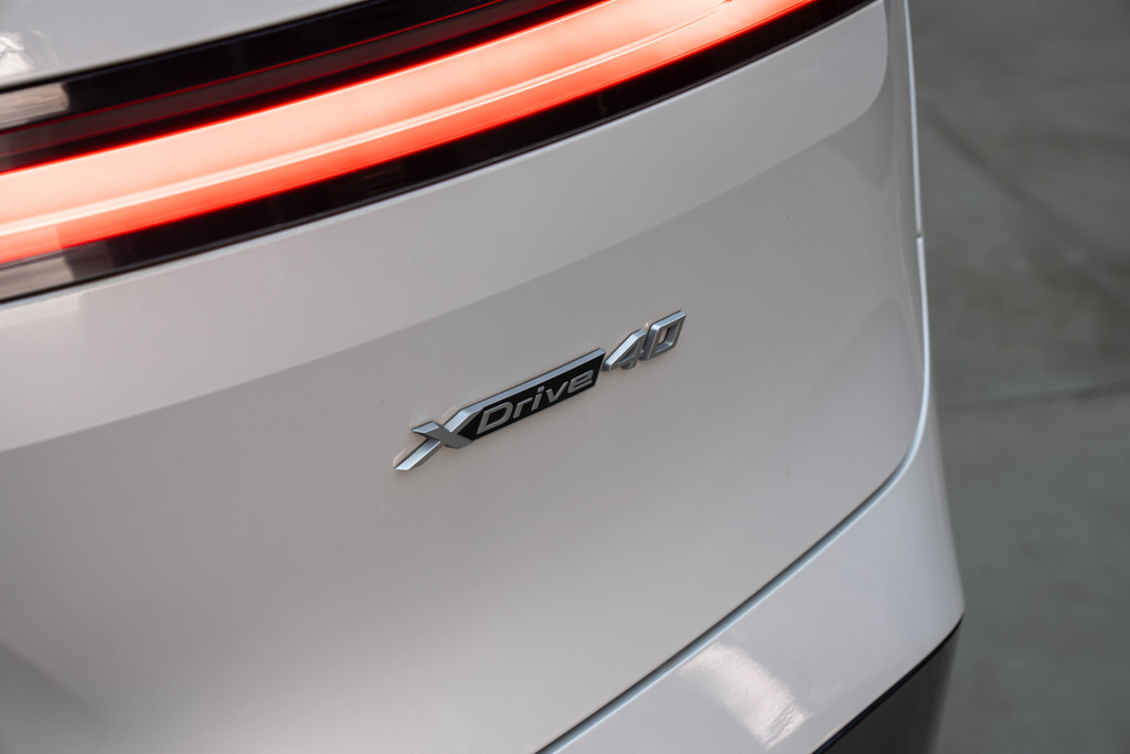 BMW IX xdrive 40