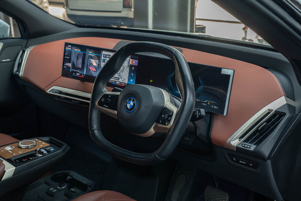 BMW IX xdrive 40
