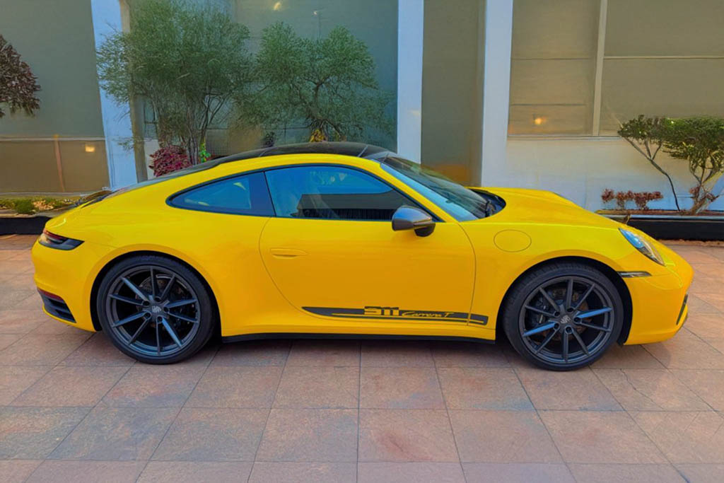 Porsche 992 911 Carrera T