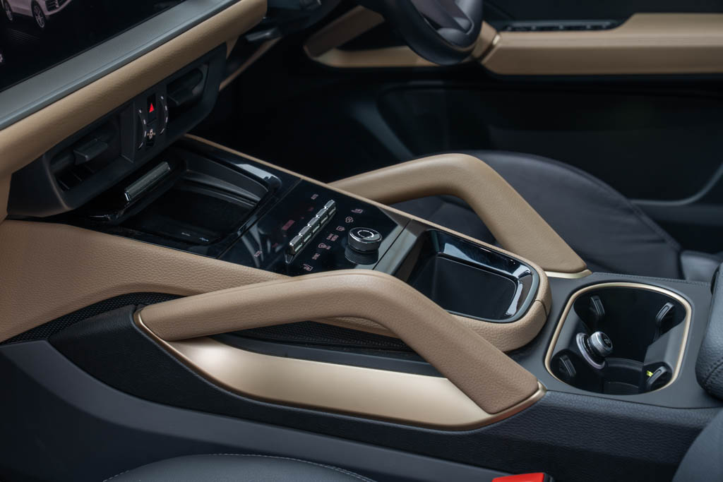 Porsche Cayenne MY24