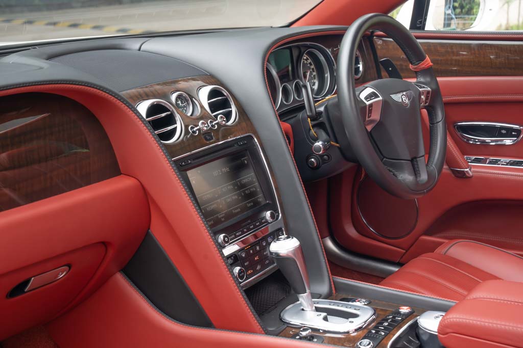 Bentley Flying Spur W12