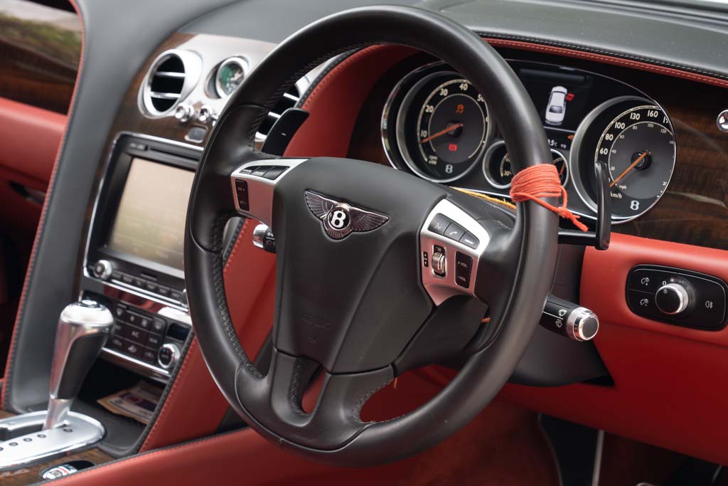 Bentley Flying Spur W12