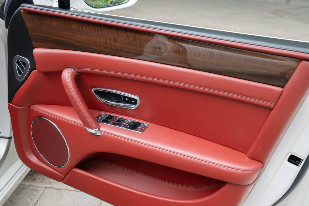 Bentley Flying Spur W12