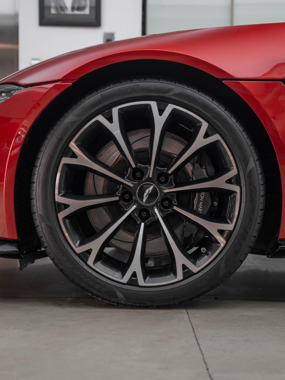 Aston Martin Vantage V8 Exterior Image