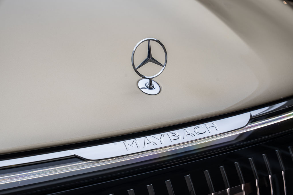 Mercedes Maybach EQS SUV 680