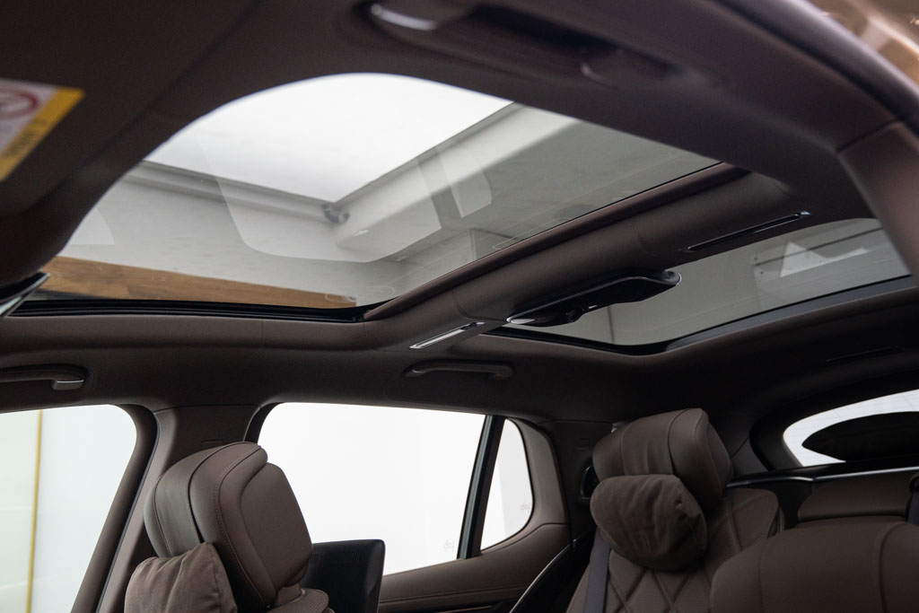Mercedes Maybach EQS SUV 680