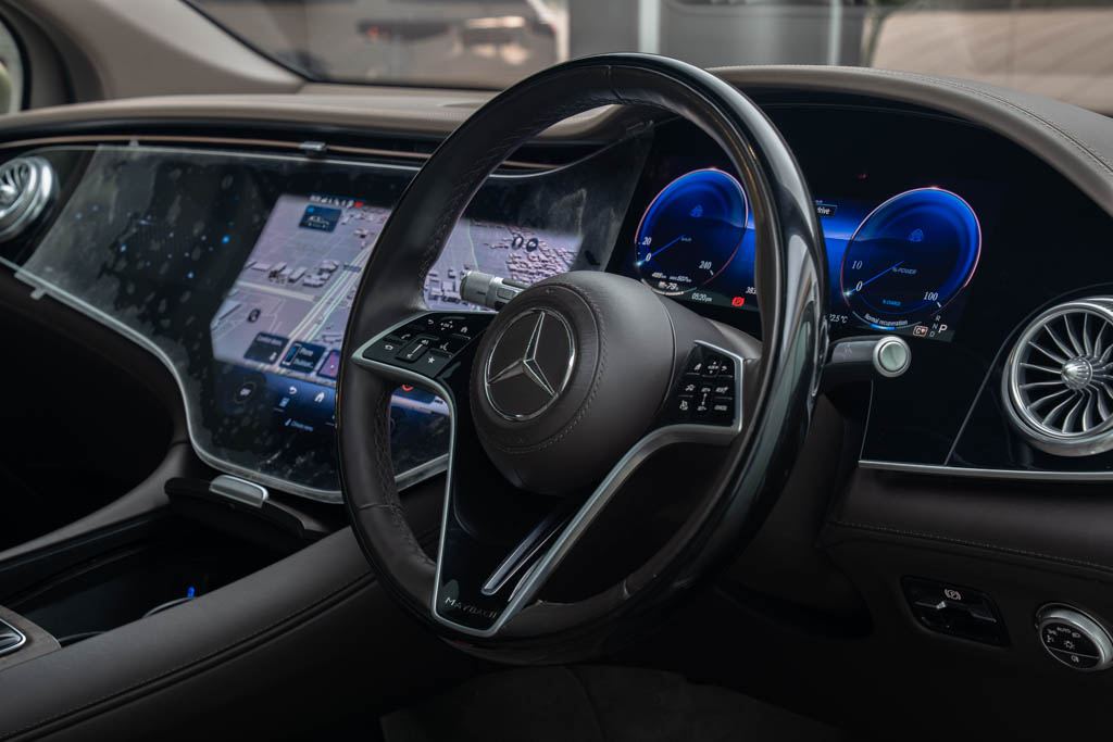 Mercedes Maybach EQS SUV 680