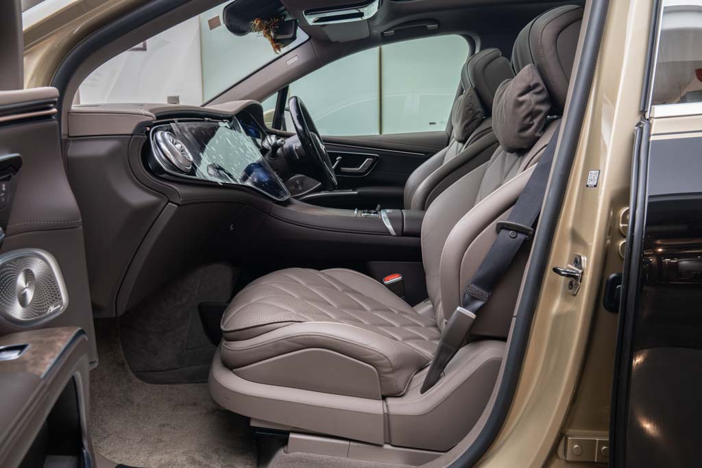 Mercedes Maybach EQS SUV 680