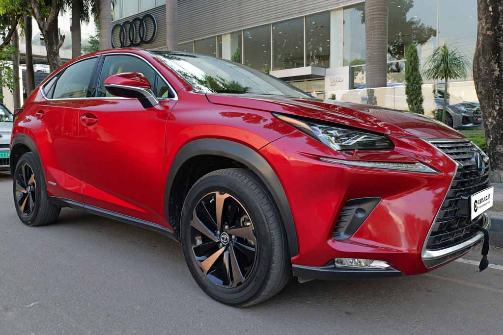 Lexus NX300H Luxury