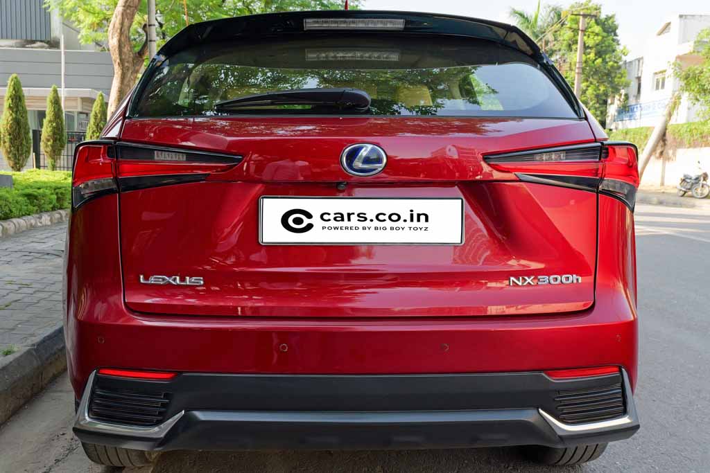 Lexus NX300H Luxury