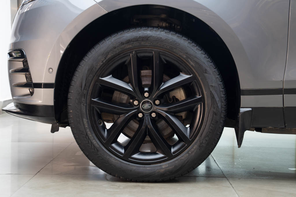 Range Rover Velar R-Dynamic