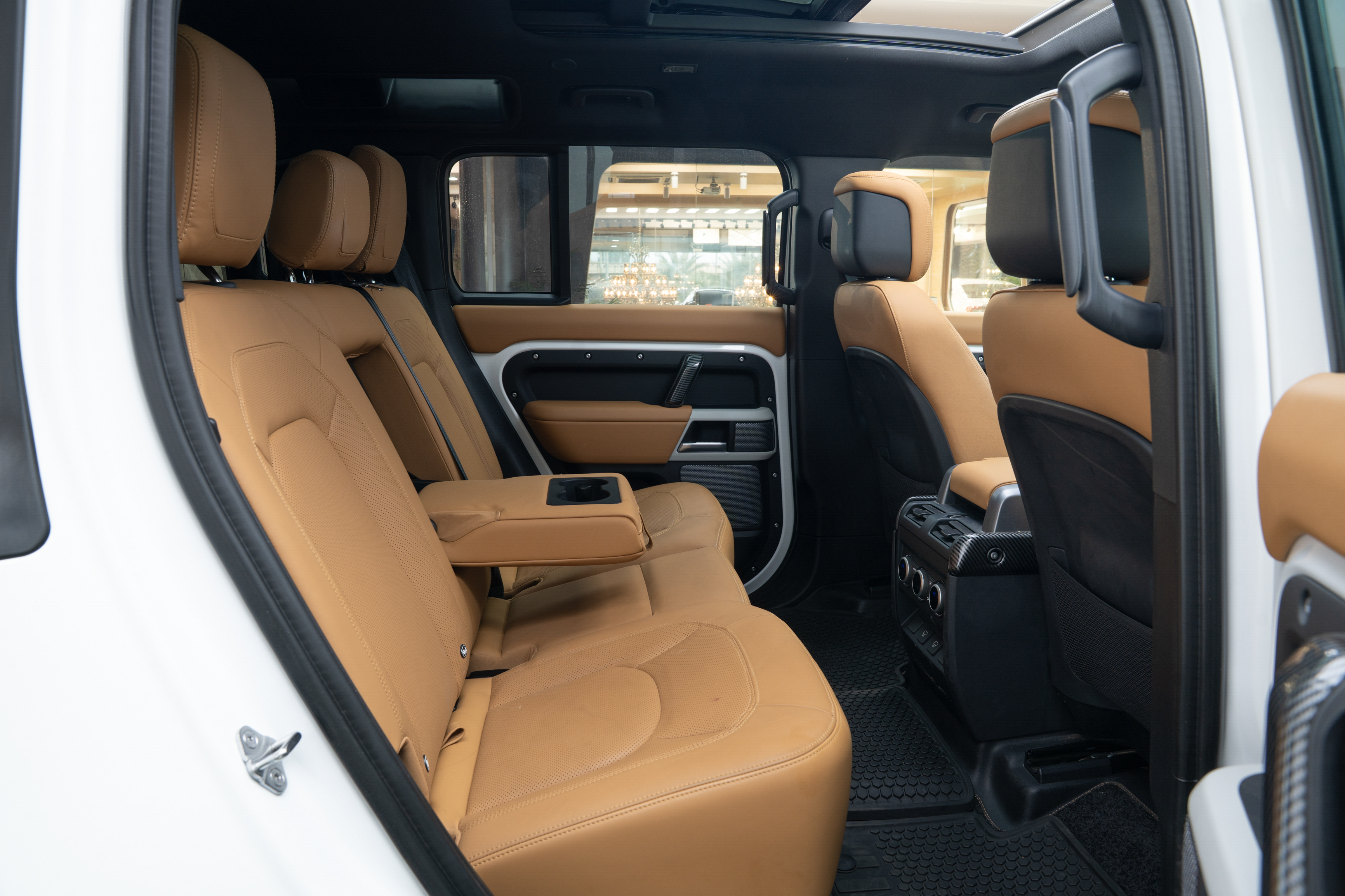 Land Rover Defender 110 P300 HSE