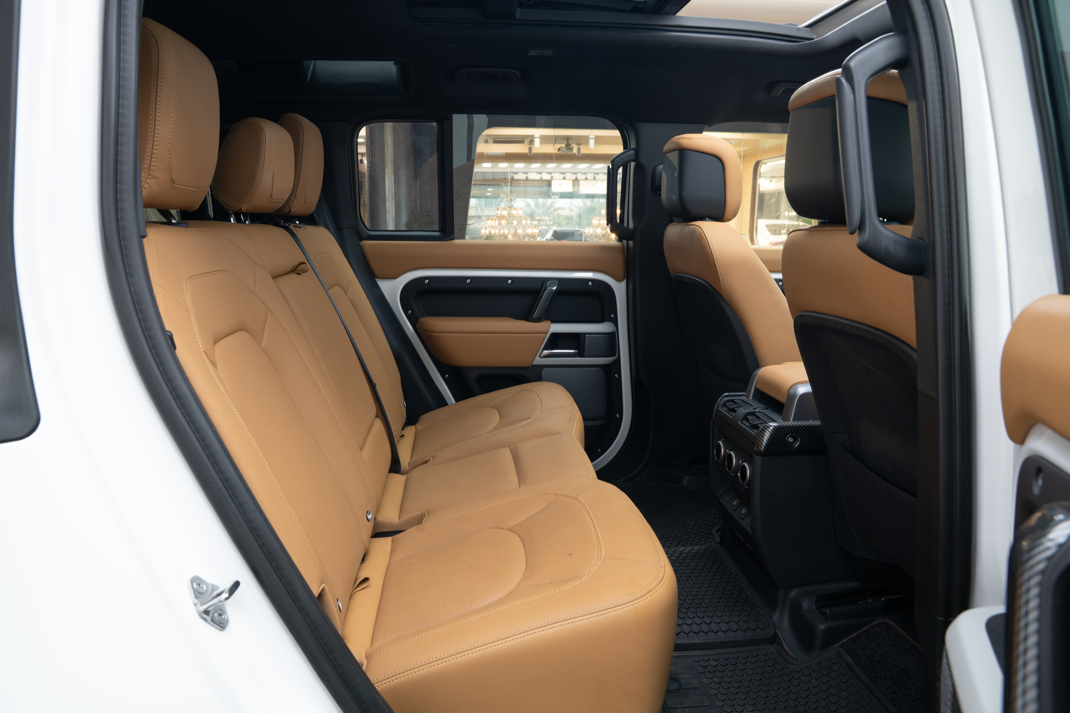 Land Rover Defender 110 P300 HSE