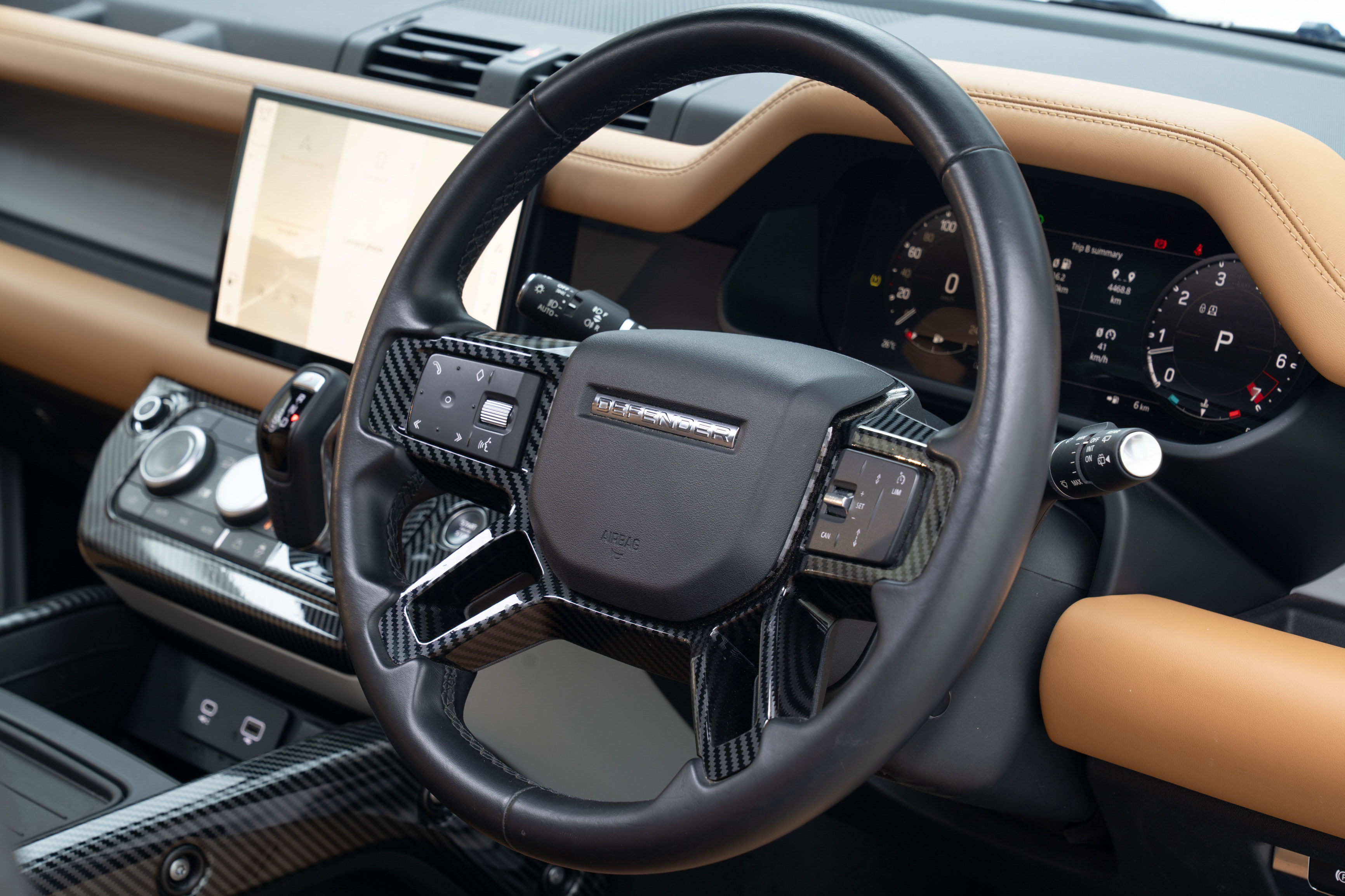 Land Rover Defender 110 P300 HSE