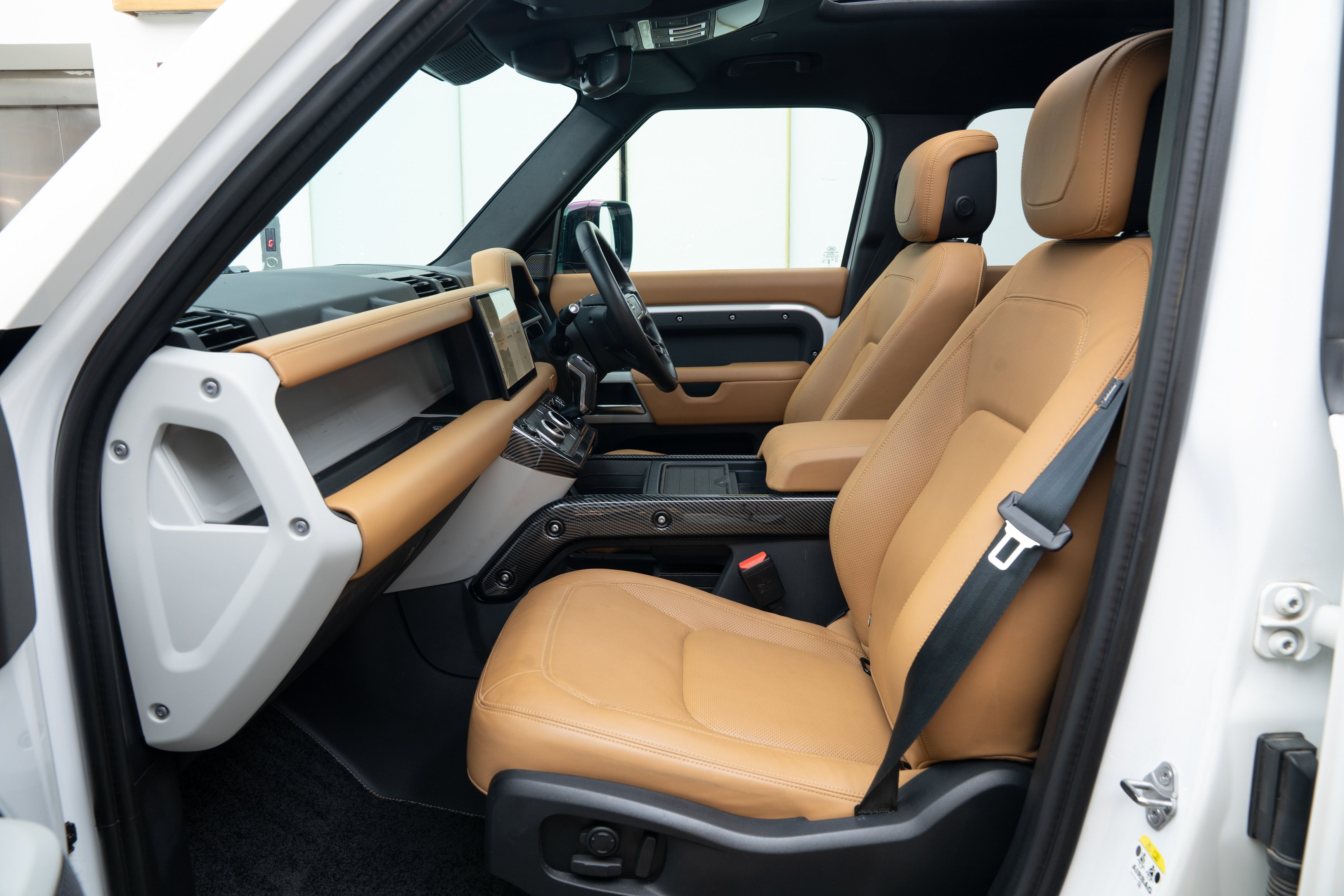 Land Rover Defender 110 P300 HSE