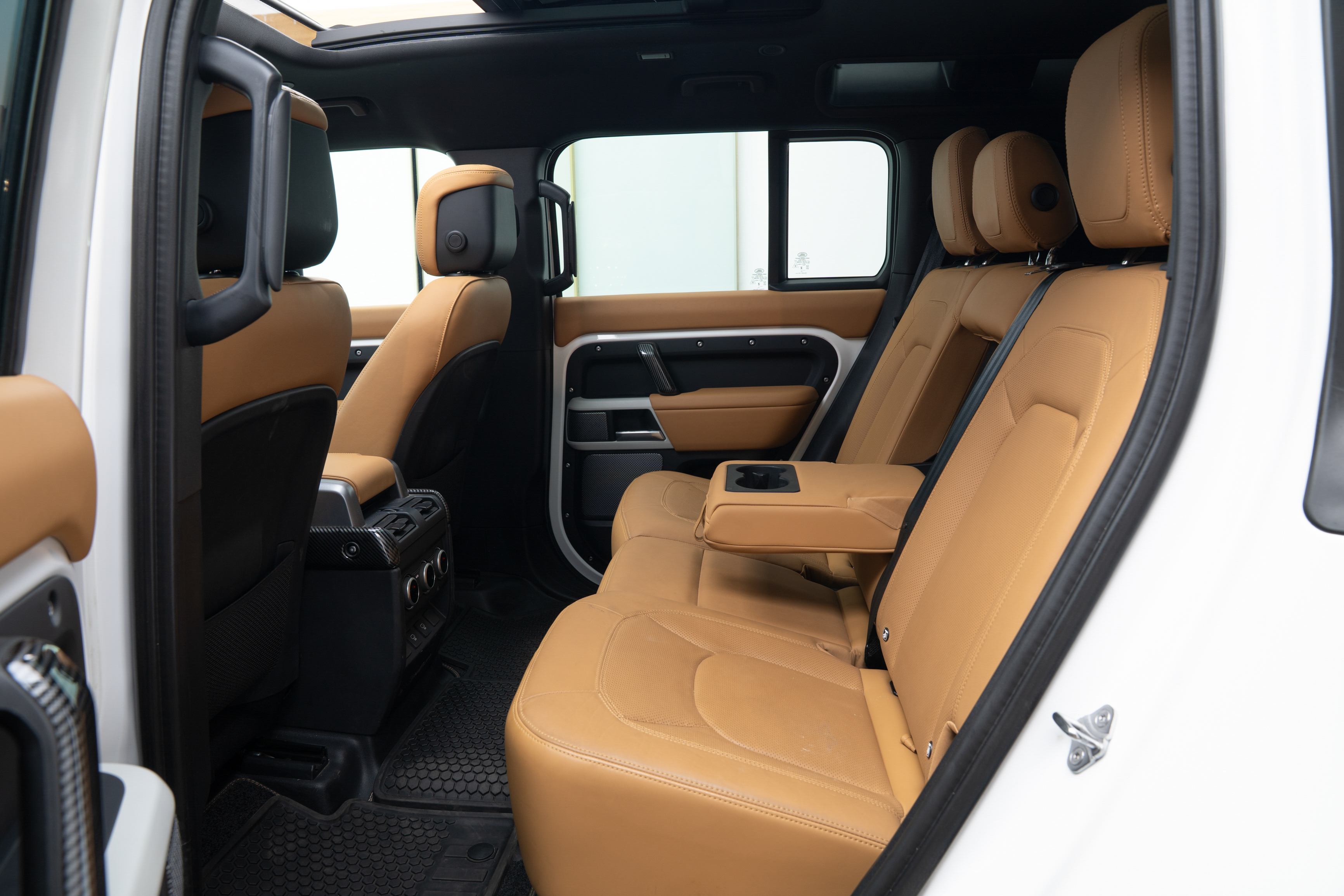 Land Rover Defender 110 P300 HSE