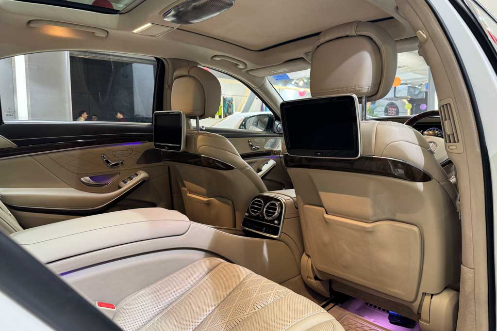 Mercedes Benz S500