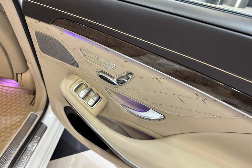 Mercedes Benz S500