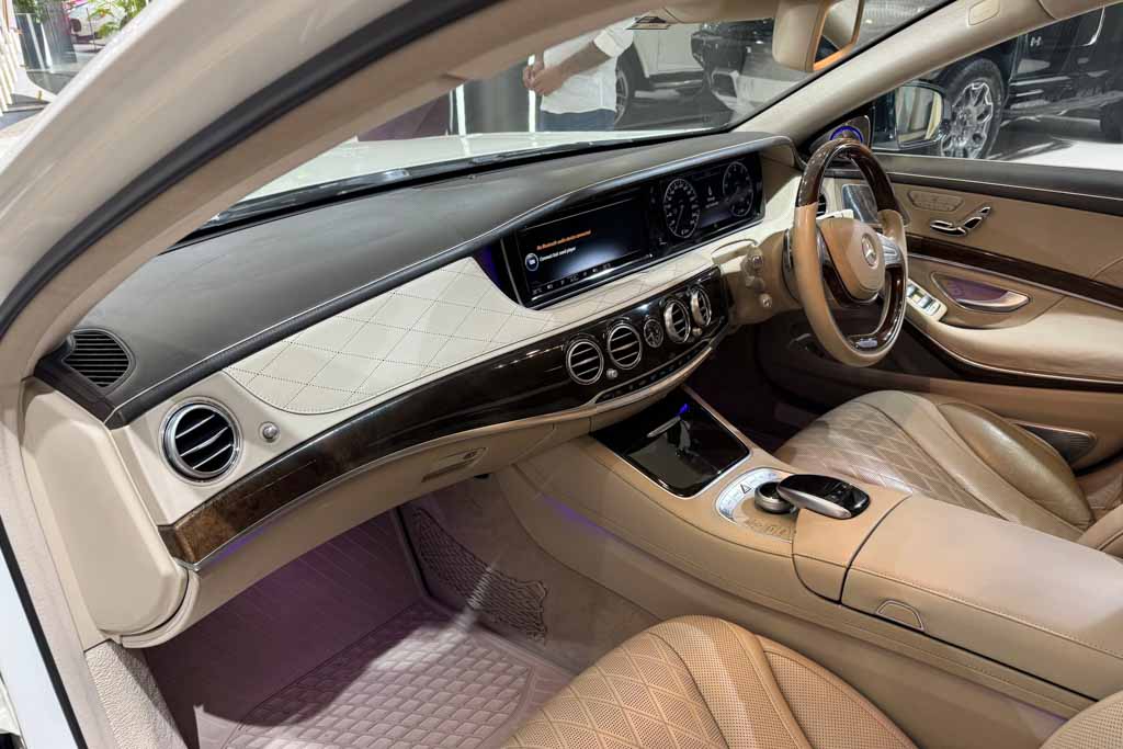 Mercedes Benz S500