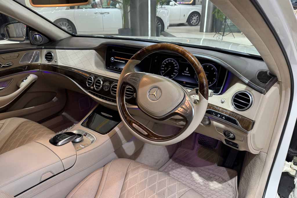 Mercedes Benz S500