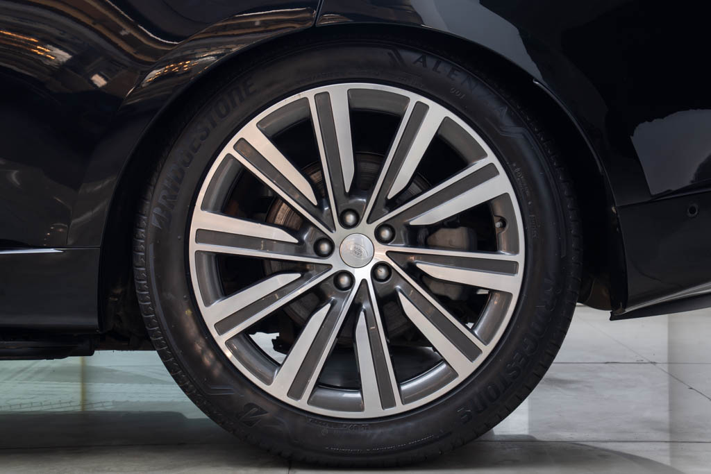 Range Rover Vogue SE SWB D350