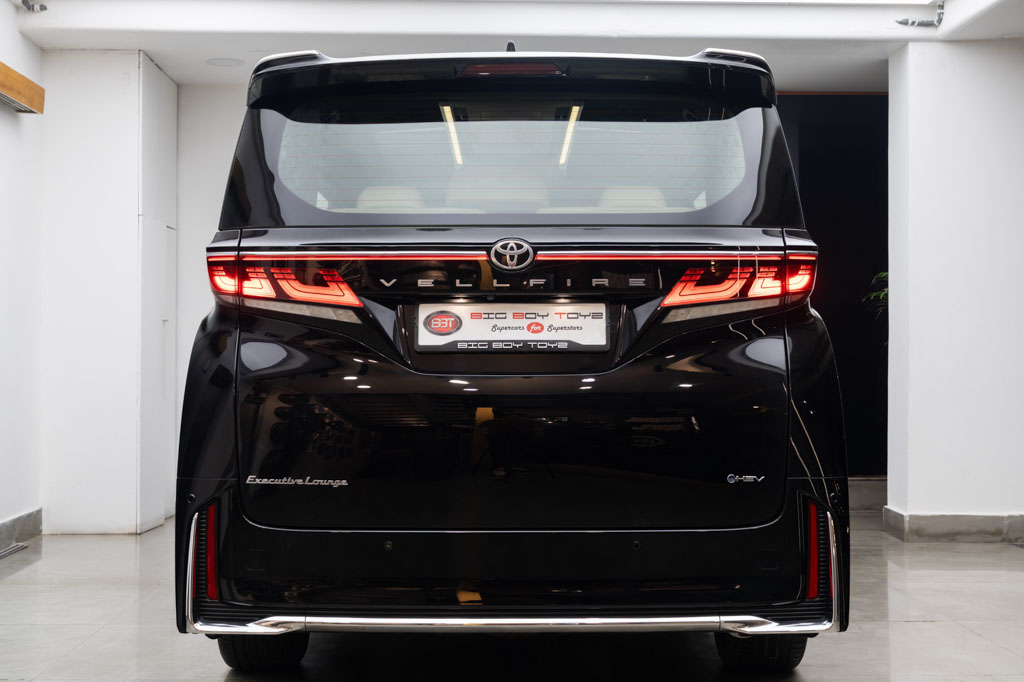 Toyota Vellfire VIP Executive