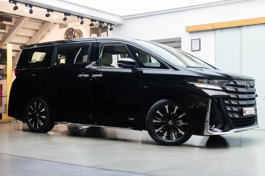 Toyota Vellfire VIP Executive