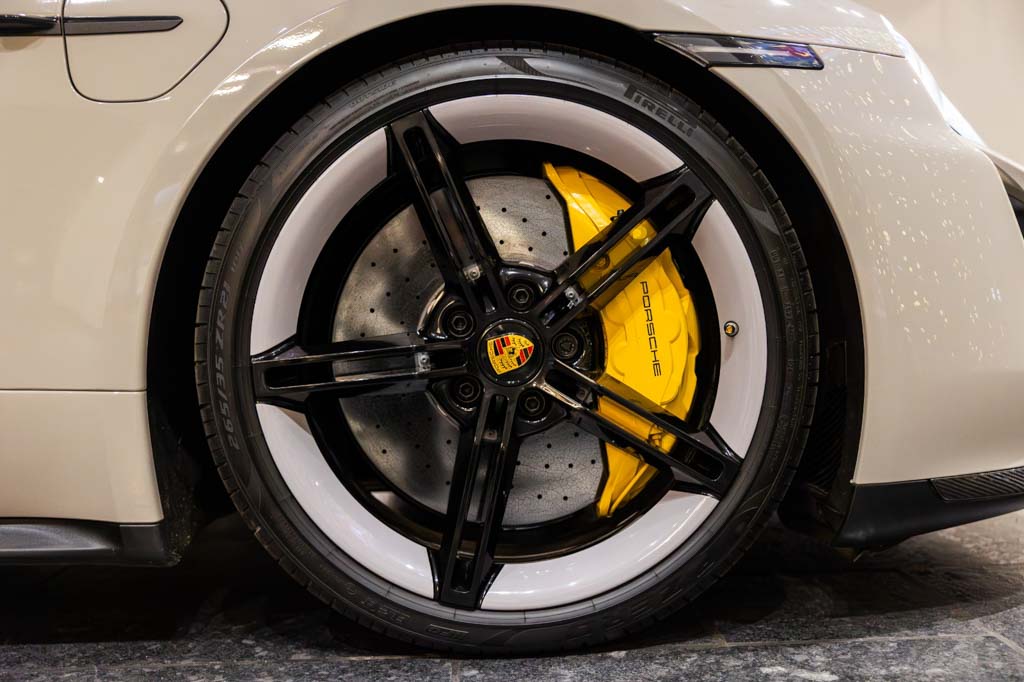 Porsche Taycan Turbo S