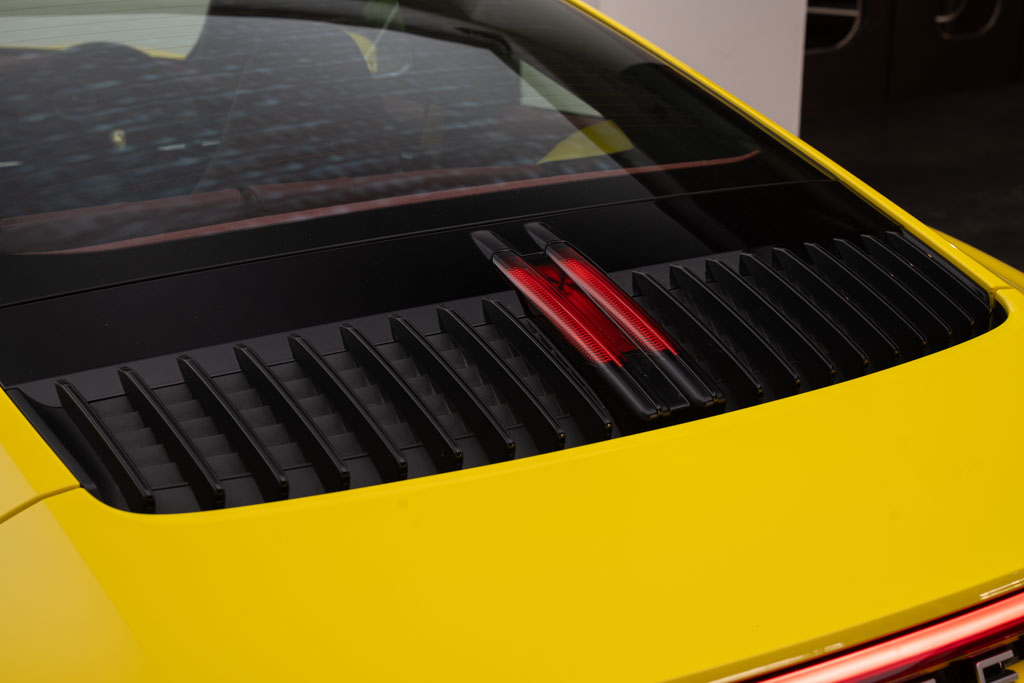 Porsche 992 911 Carrera