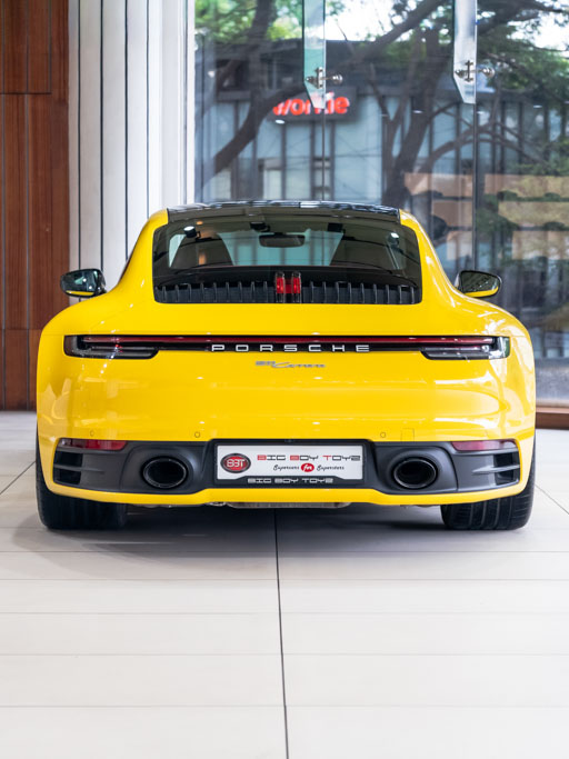 Porsche 992 911 Carrera